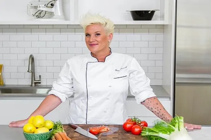 Anne Burrell death