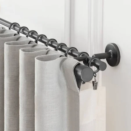 Double Curtain Rods vs. Single Curtain Rods