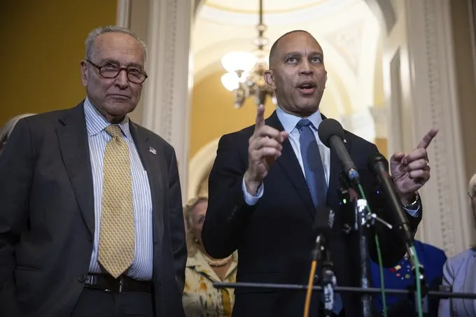 Government Shutdown 2025 Guide: What You Need to Know Before October