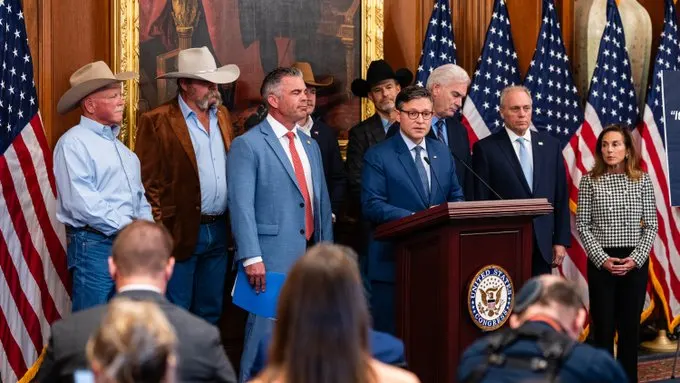 Government Shutdown 2025 Guide: What You Need to Know Before October