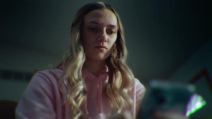 unknown number netflix cast