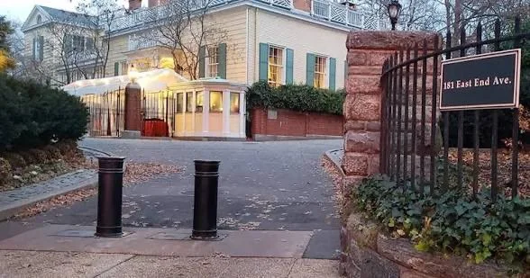 gracie mansion new york