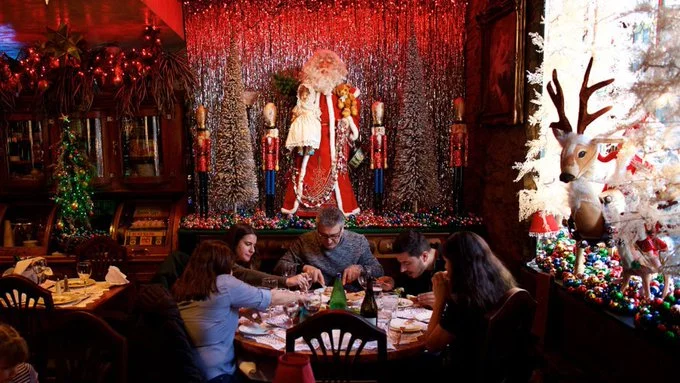 restaurants open on christmas day