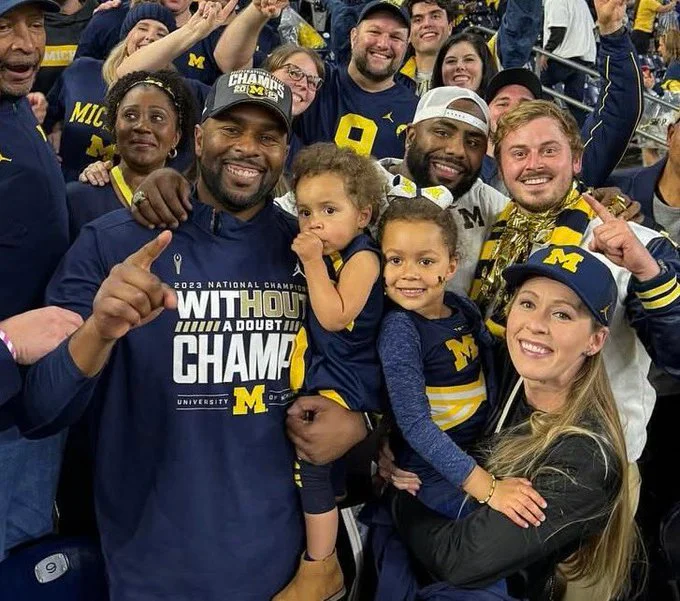 who did sherrone moore have a relationship with