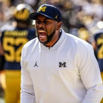 who did sherrone moore have a relationship with