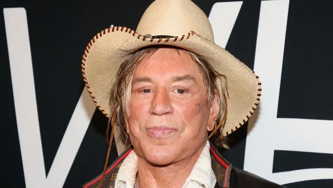 mickey rourke gofundme